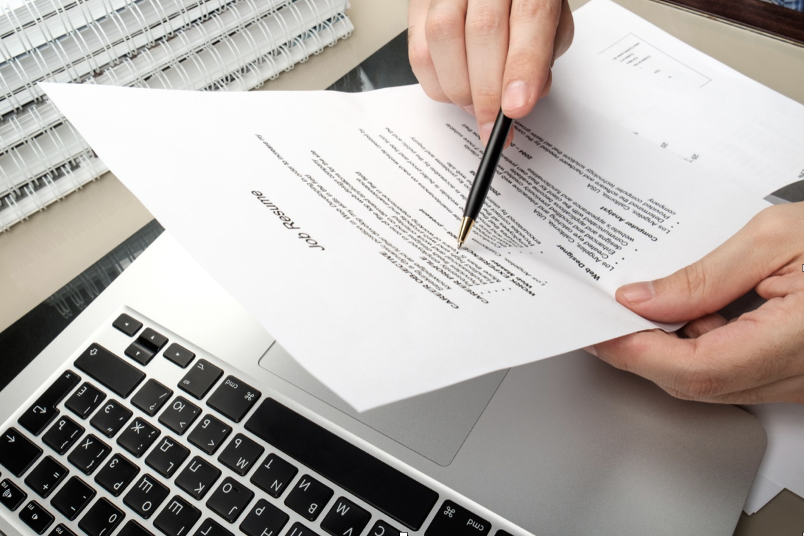 Cover Letter vs Resume: The Differences Explained 
